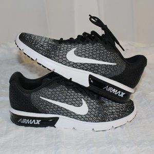 NIKE Airmax - Women's Sz 10
